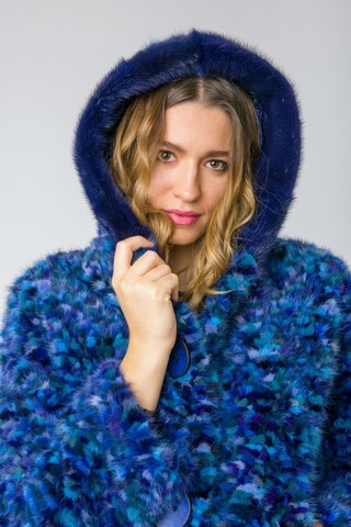 Pixel jacket in blue mink...