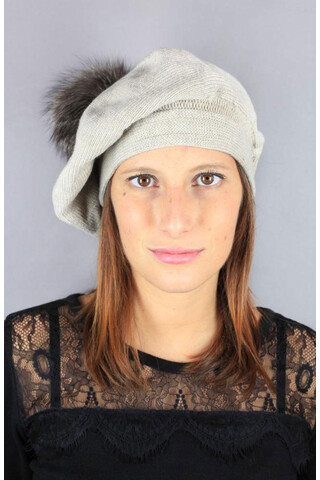 Wool beret with fox fur pom