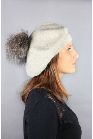 Wool beret with fox fur pom